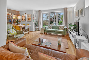 Photo 16- click for photo gallery